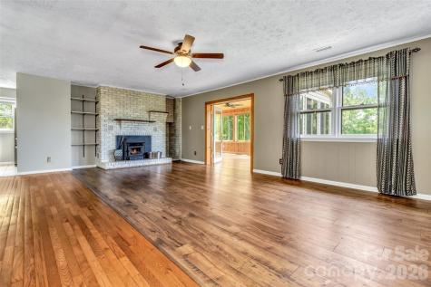 38 Chadwick Wade Drive Asheville NC 28804