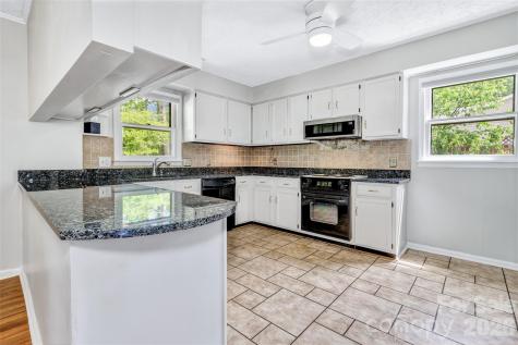 38 Chadwick Wade Drive Asheville NC 28804