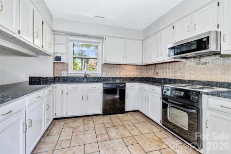38 Chadwick Wade Drive Asheville NC 28804