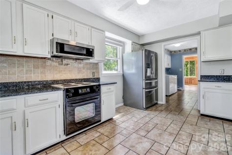 38 Chadwick Wade Drive Asheville NC 28804