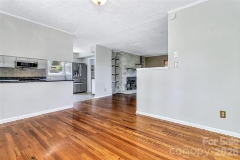 38 Chadwick Wade Drive Asheville NC 28804