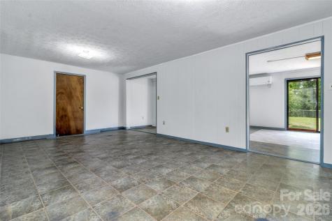 38 Chadwick Wade Drive Asheville NC 28804