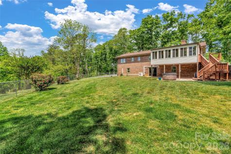 38 Chadwick Wade Drive Asheville NC 28804