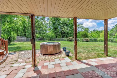 38 Chadwick Wade Drive Asheville NC 28804