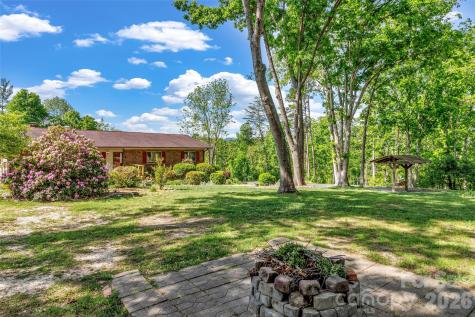 38 Chadwick Wade Drive Asheville NC 28804