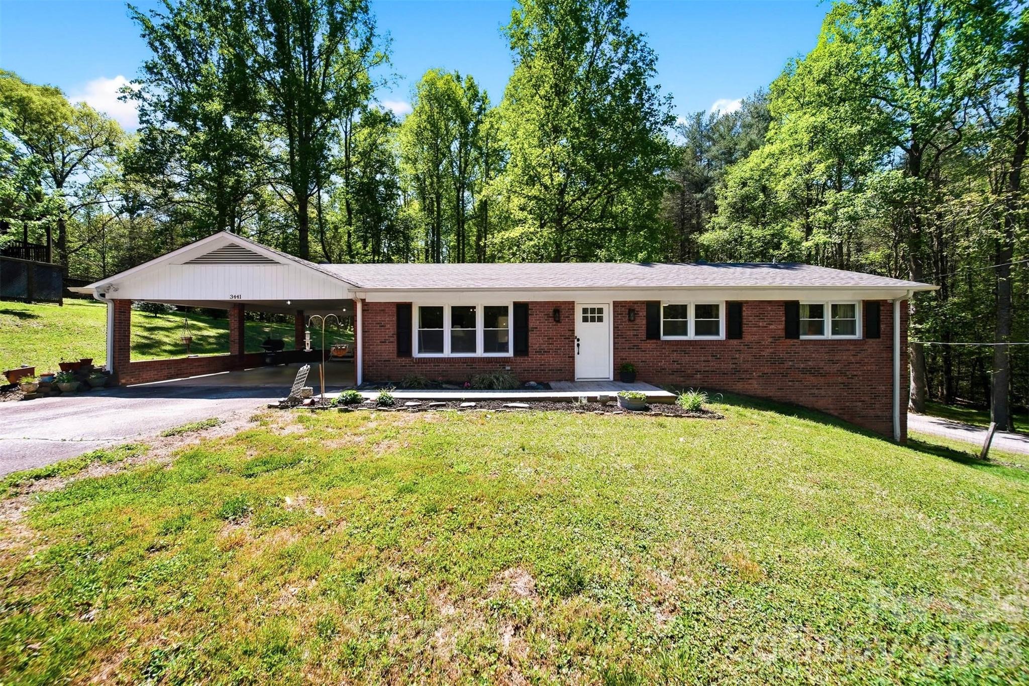 3441 Spencer Heights Place Lenoir NC 28645