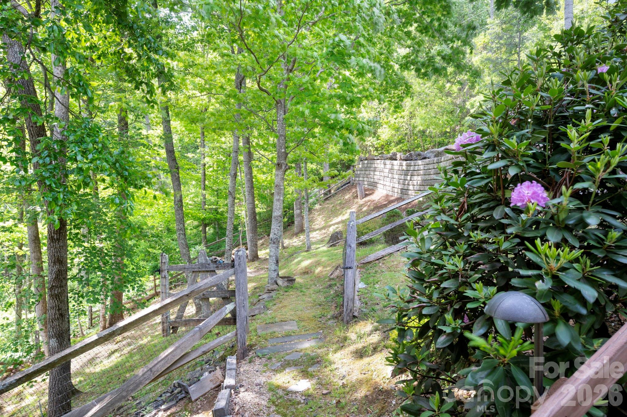 106 Windy Gap Road Asheville NC 28804