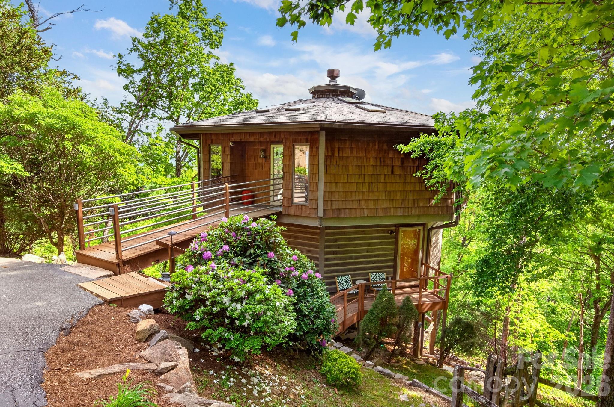 106 Windy Gap Road Asheville NC 28804