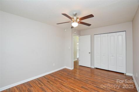 5424 Amado Street Charlotte NC 28215