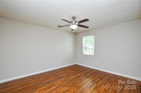 5424 Amado Street Charlotte NC 28215