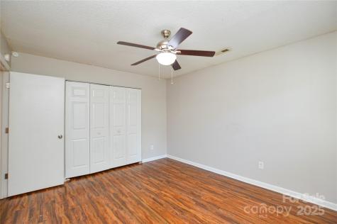 5424 Amado Street Charlotte NC 28215