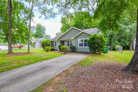 5424 Amado Street Charlotte NC 28215
