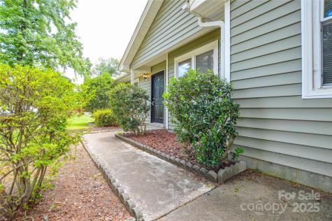 5424 Amado Street Charlotte NC 28215