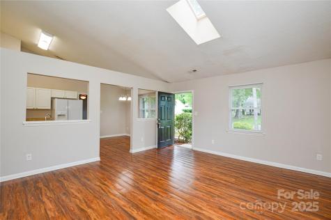5424 Amado Street Charlotte NC 28215