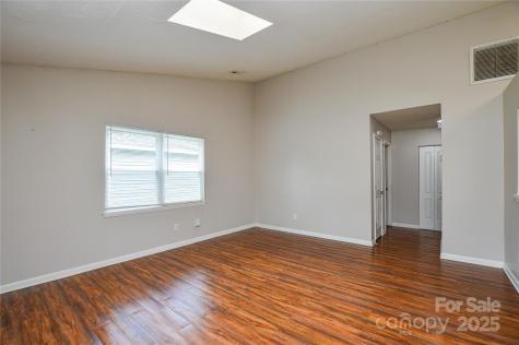 5424 Amado Street Charlotte NC 28215