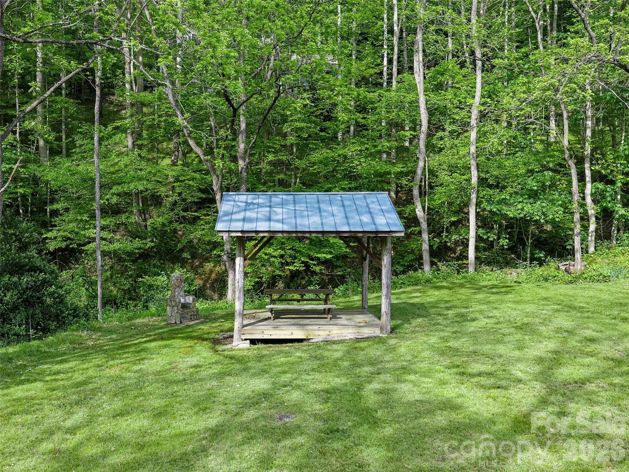 101 Waterwheel Drive Green Mountain NC 28740