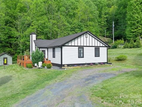 101 Waterwheel Drive Green Mountain NC 28740