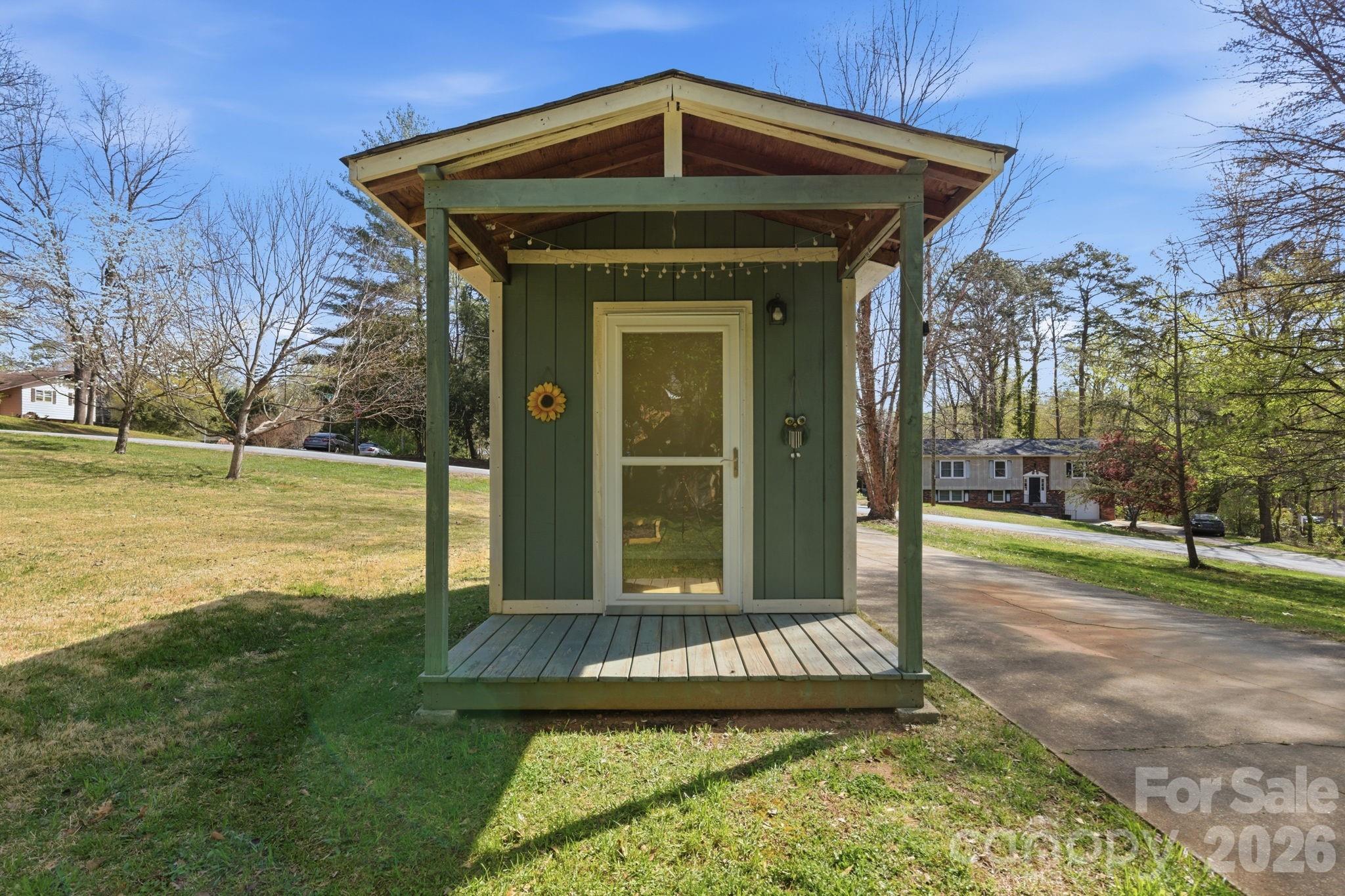 120 42nd Avenue Circle NE Hickory NC 28601
