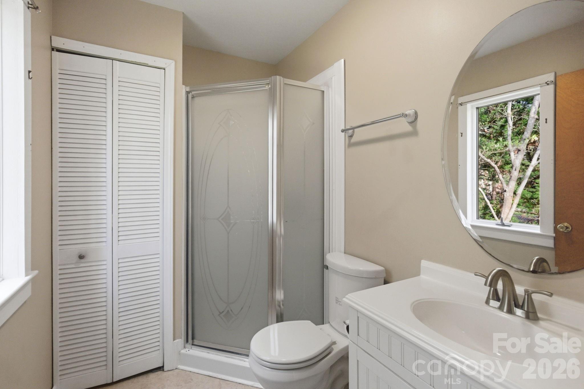 120 42nd Avenue Circle NE Hickory NC 28601