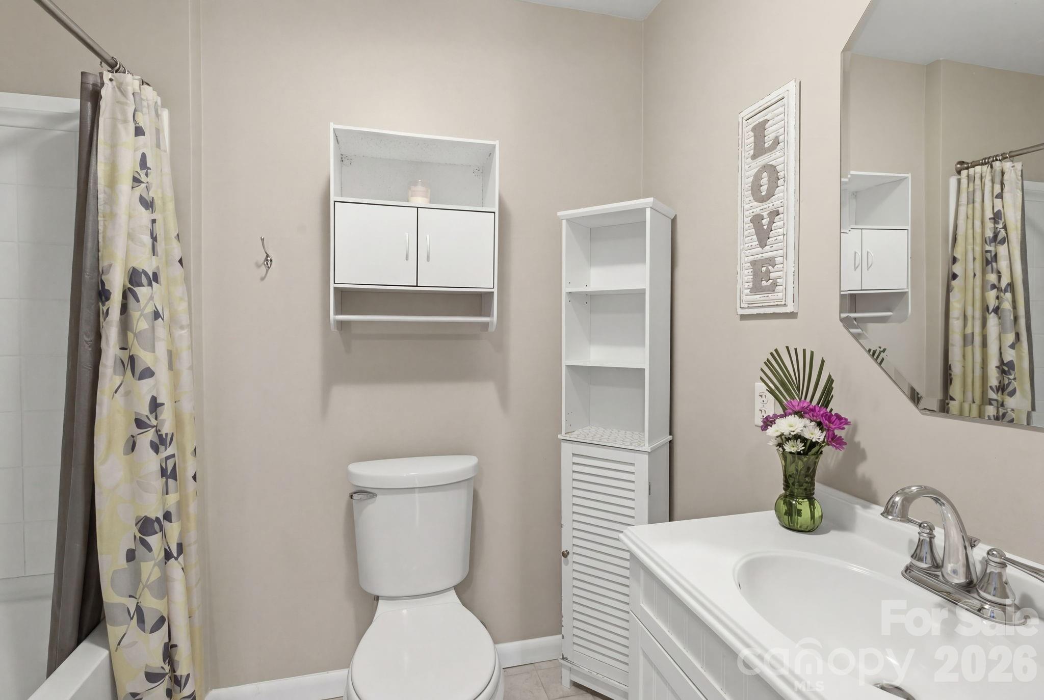 120 42nd Avenue Circle NE Hickory NC 28601