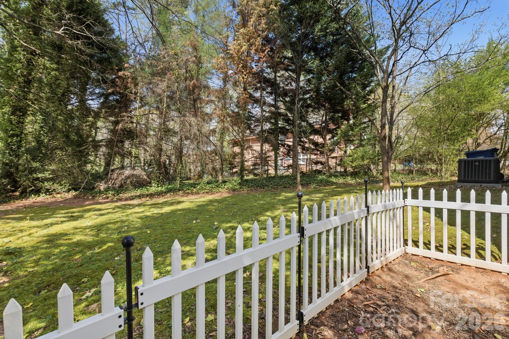 120 42nd Avenue Circle NE Hickory NC 28601