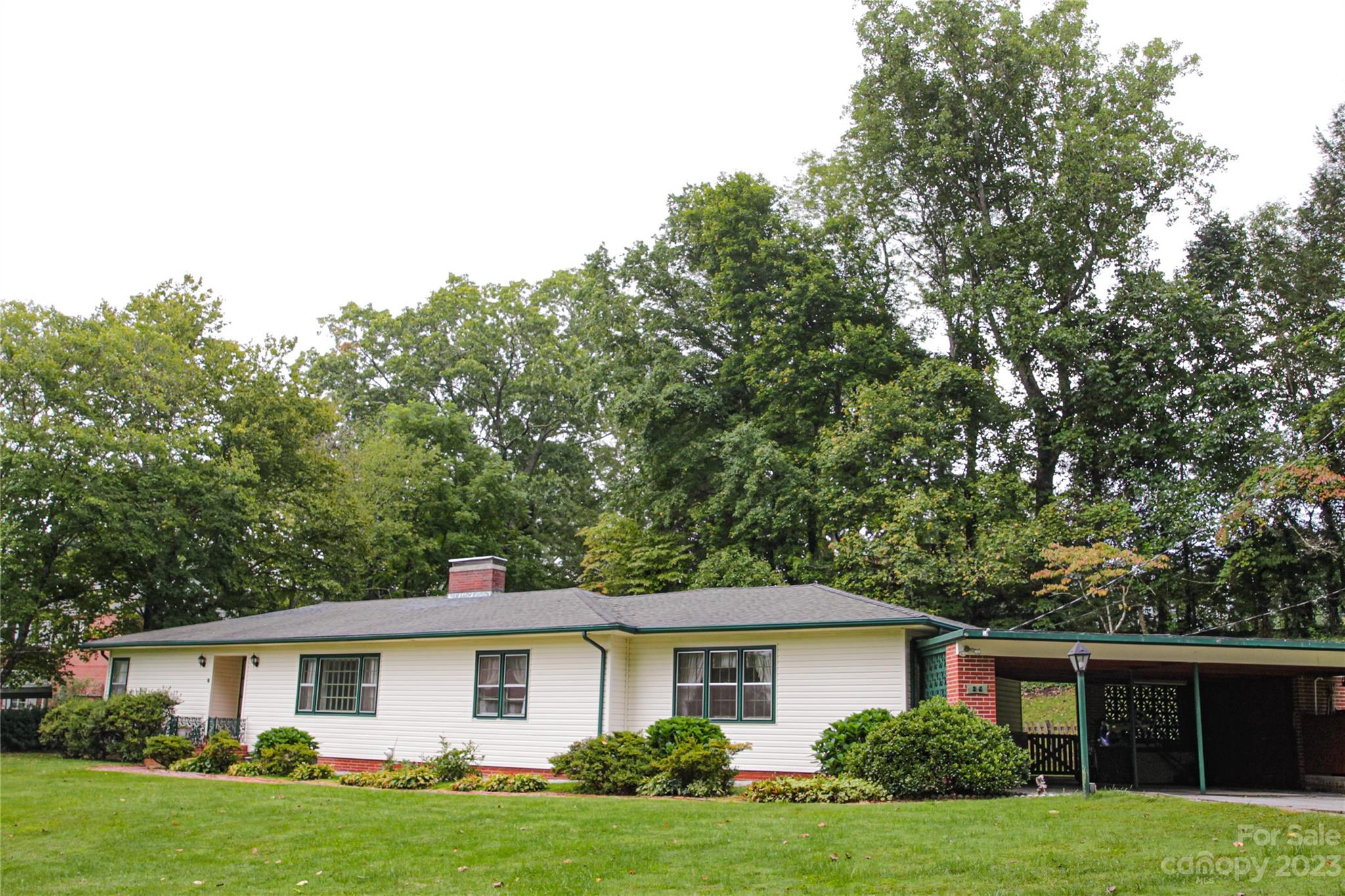 35 Rhododendron Avenue Spruce Pine NC 28777