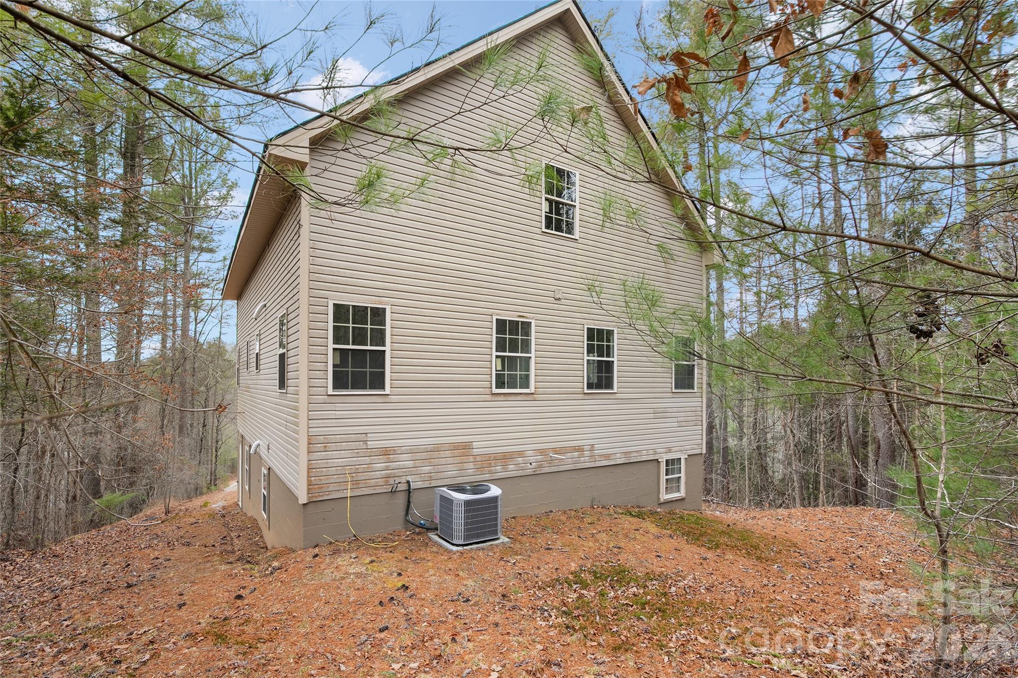 109 Tumblebug Trail Road Flat Rock NC 28731