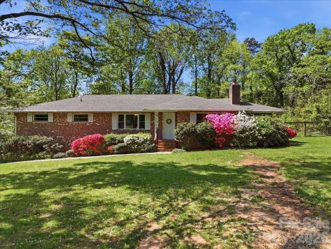160 Denton Street Columbus NC 28722