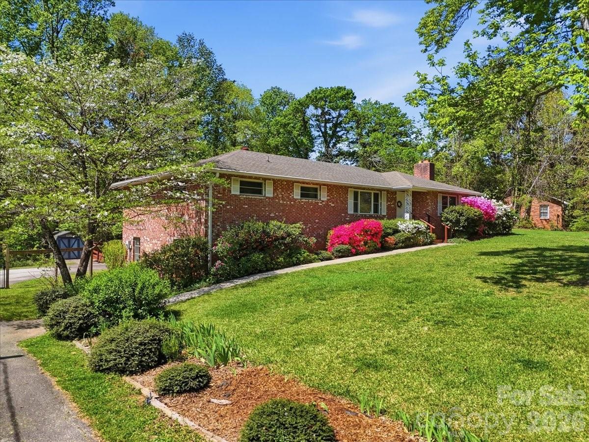 160 Denton Street Columbus NC 28722