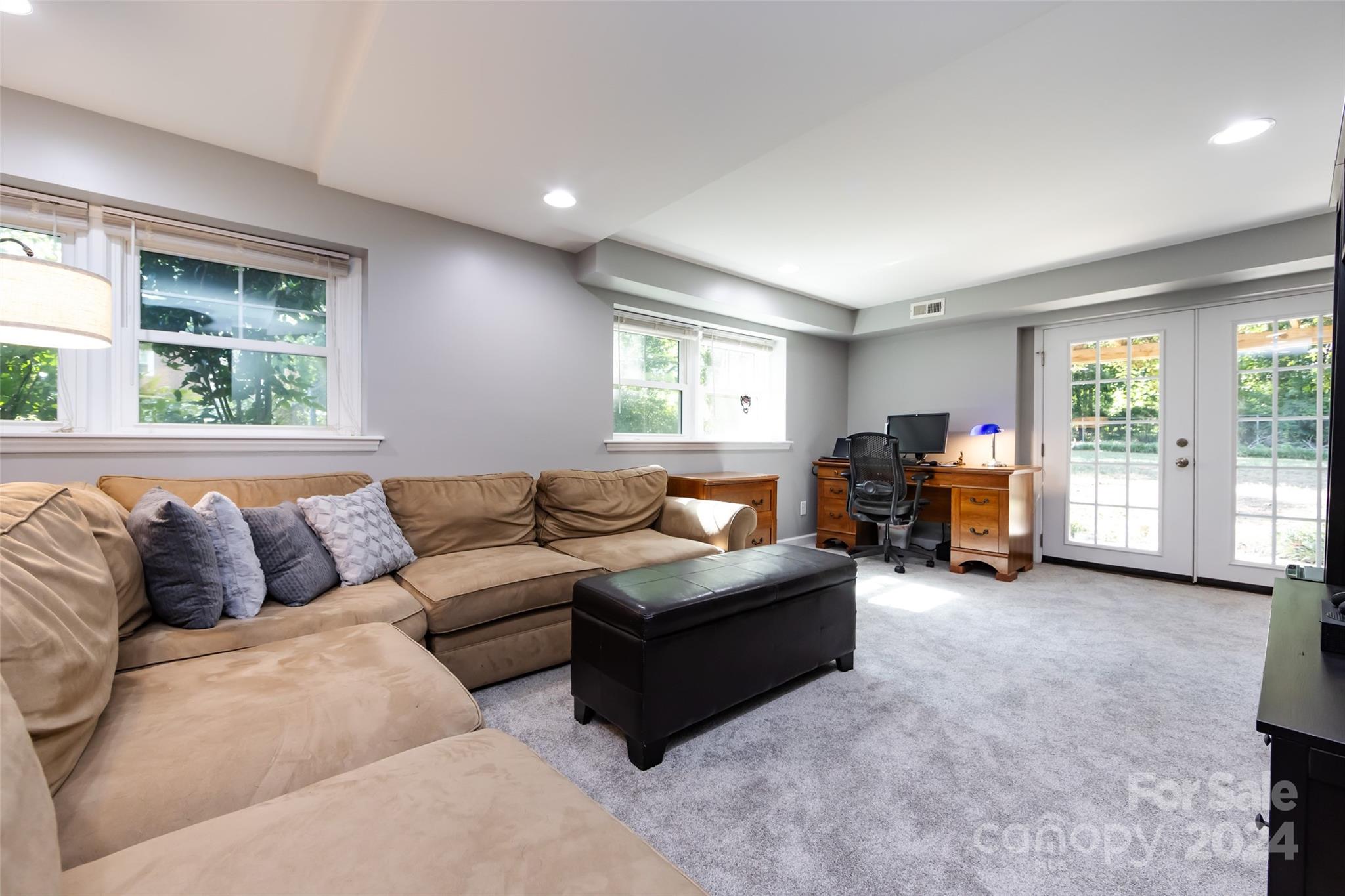 439 Boyce Road Charlotte NC 28211