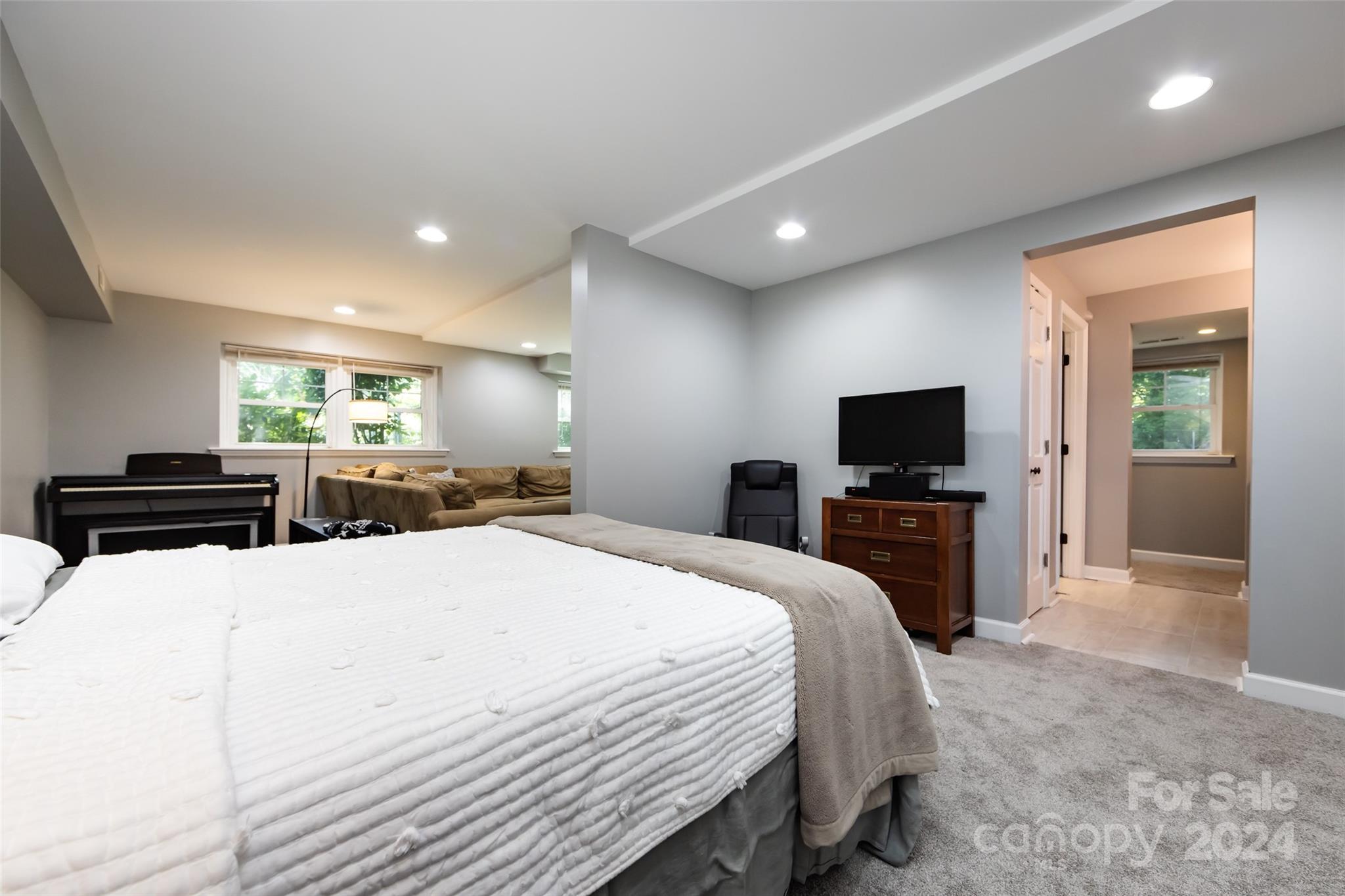 439 Boyce Road Charlotte NC 28211