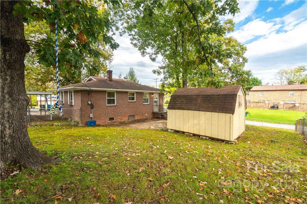 1755 1st Avenue NW Hickory NC 28601