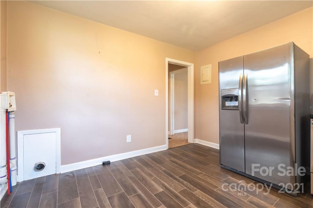 1755 1st Avenue NW Hickory NC 28601