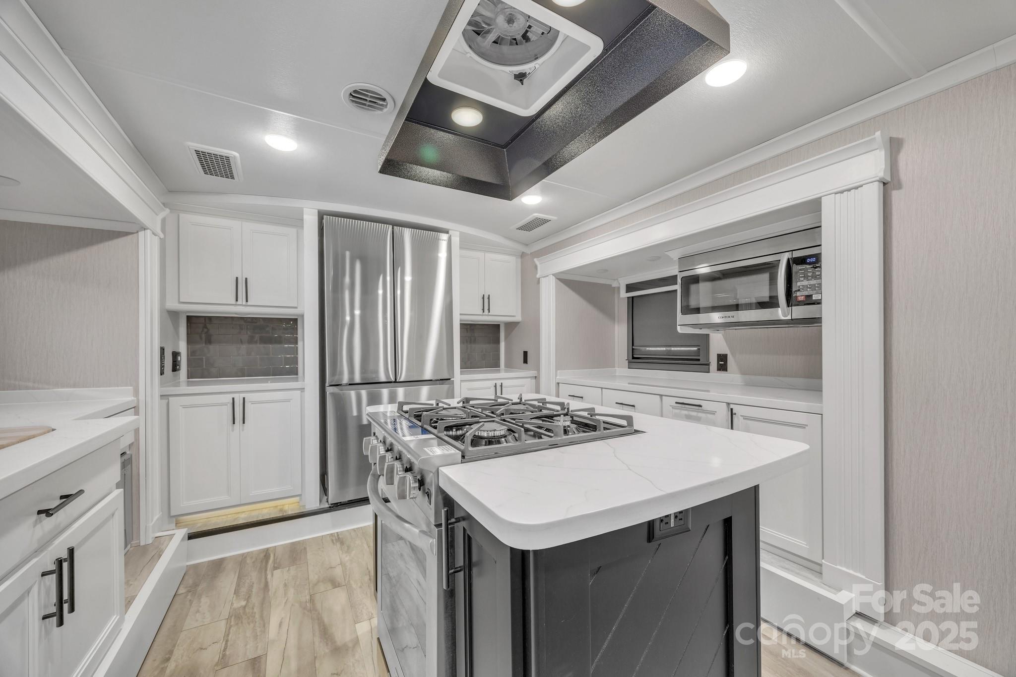 177 Finch Way West Jefferson NC 28694