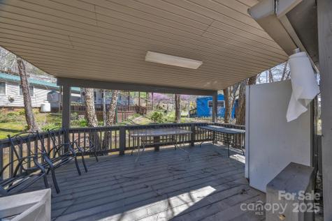 177 Finch Way West Jefferson NC 28694