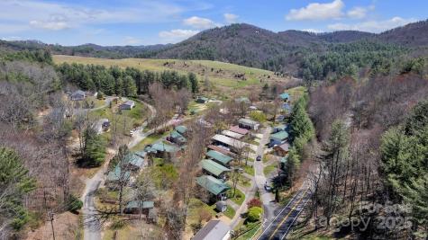177 Finch Way West Jefferson NC 28694