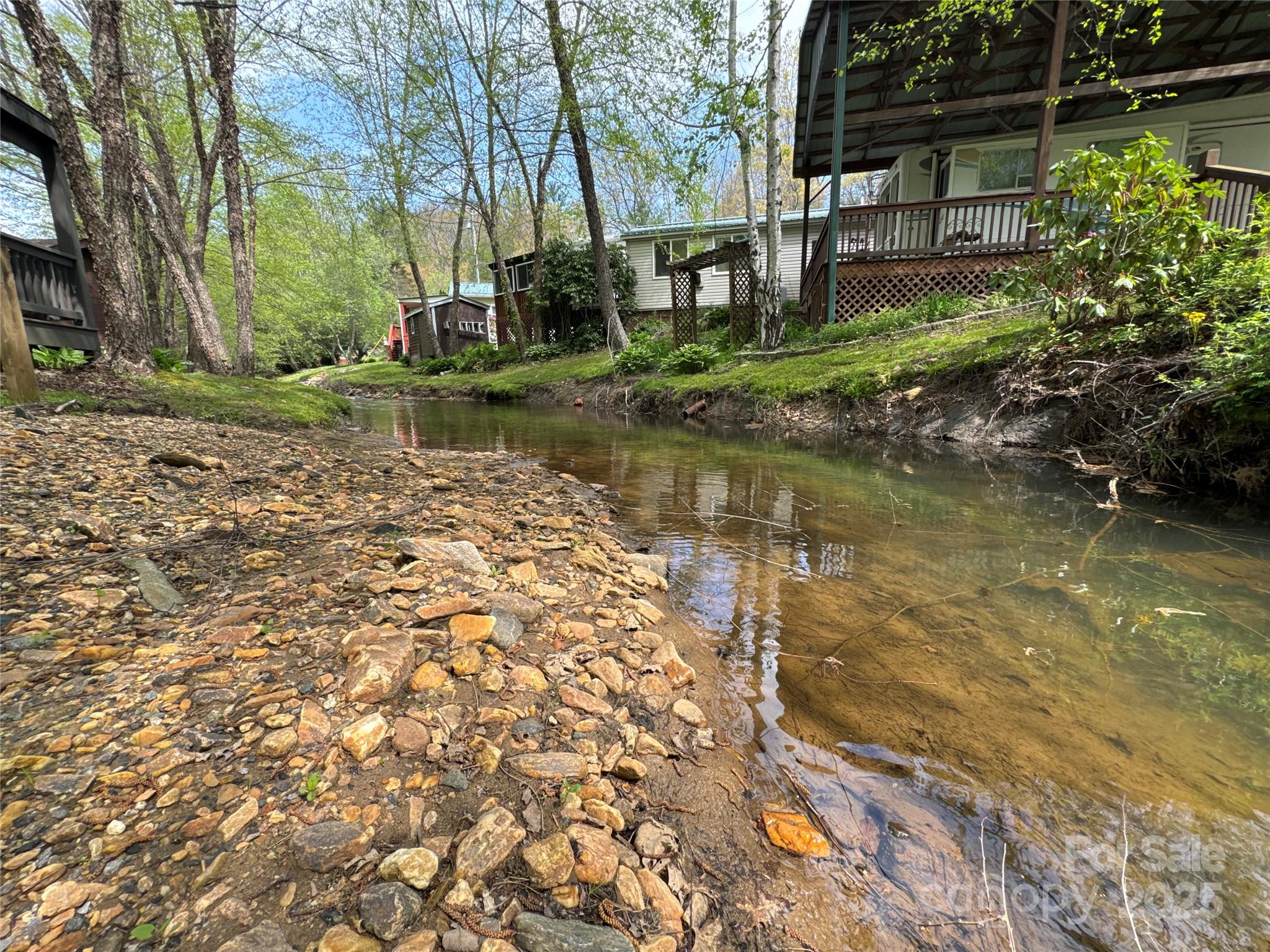177 Finch Way West Jefferson NC 28694
