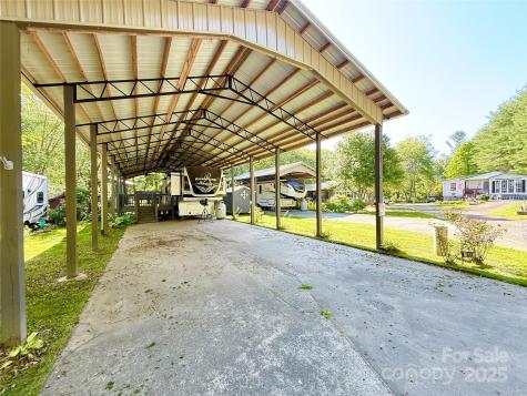 177 Finch Way West Jefferson NC 28694
