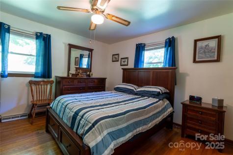 40 Double Island Road Burnsville NC 28714