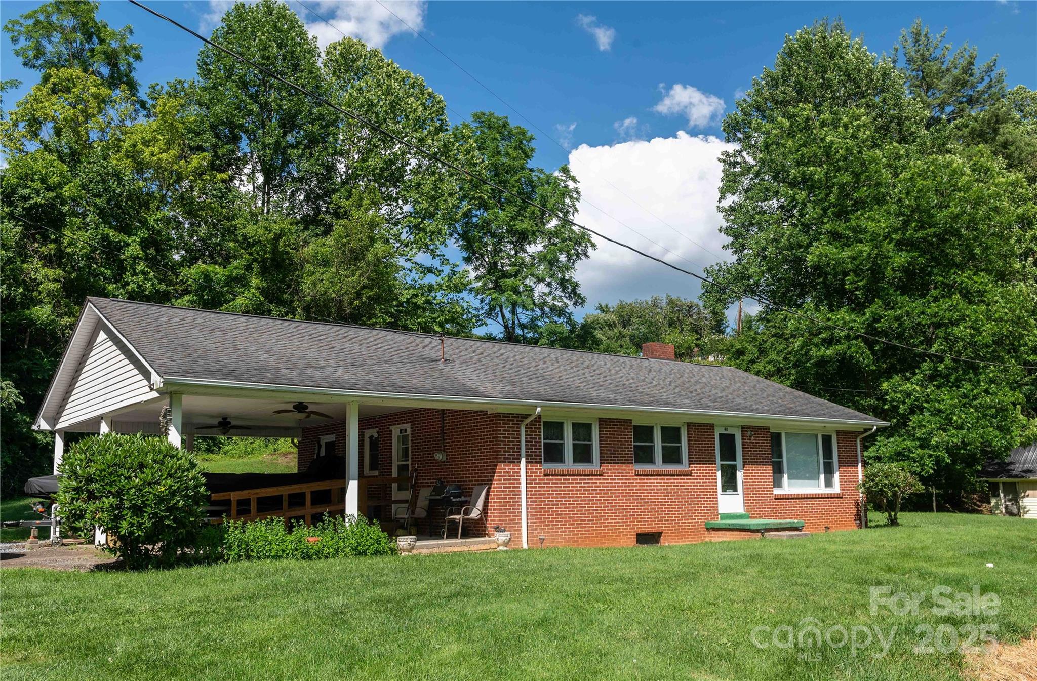 40 Double Island Road Burnsville NC 28714