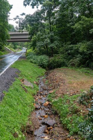 40 Double Island Road Burnsville NC 28714