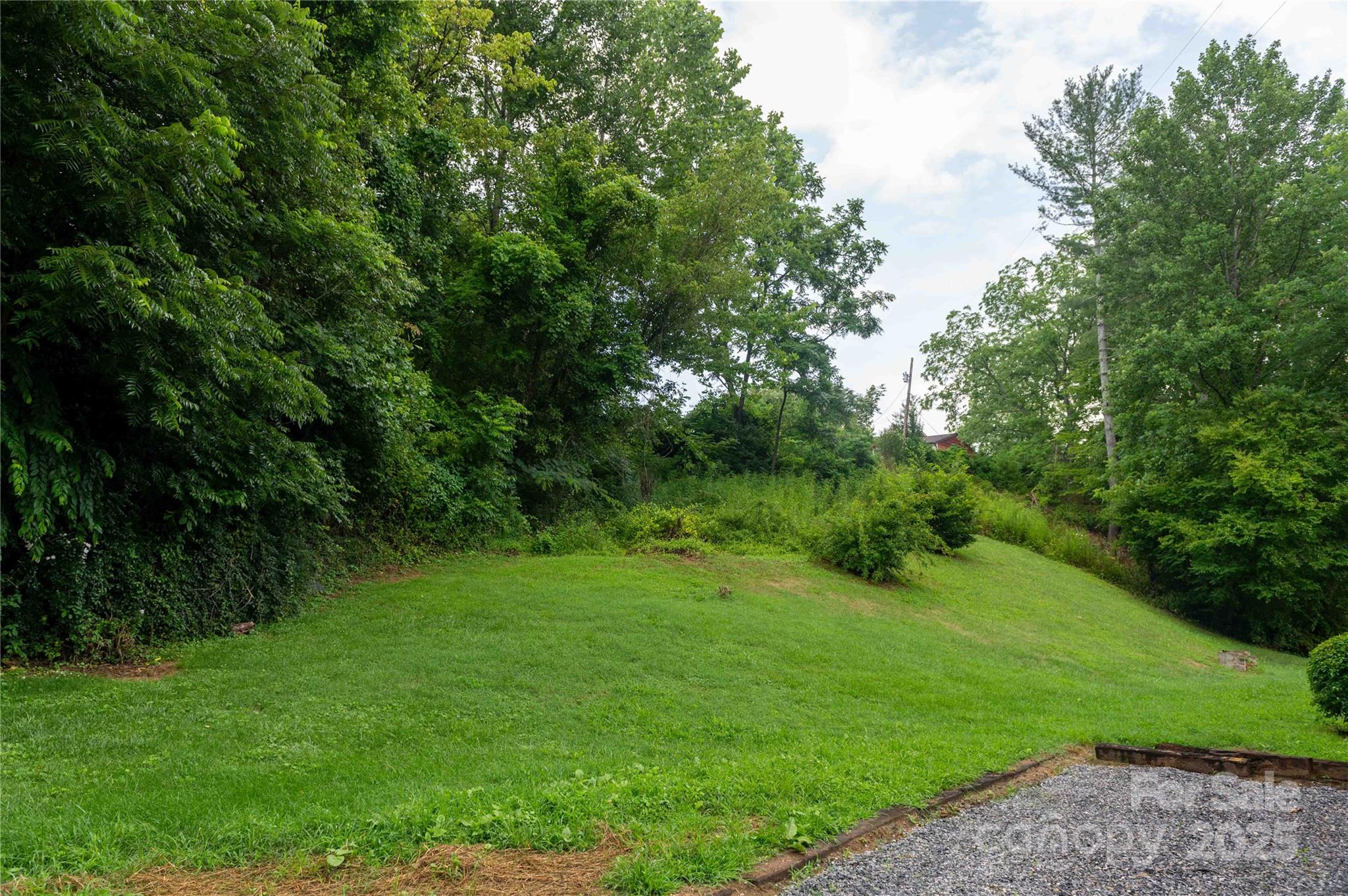 40 Double Island Road Burnsville NC 28714