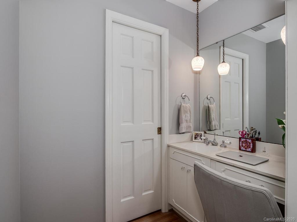 3931 Braxton Drive Charlotte NC 28226