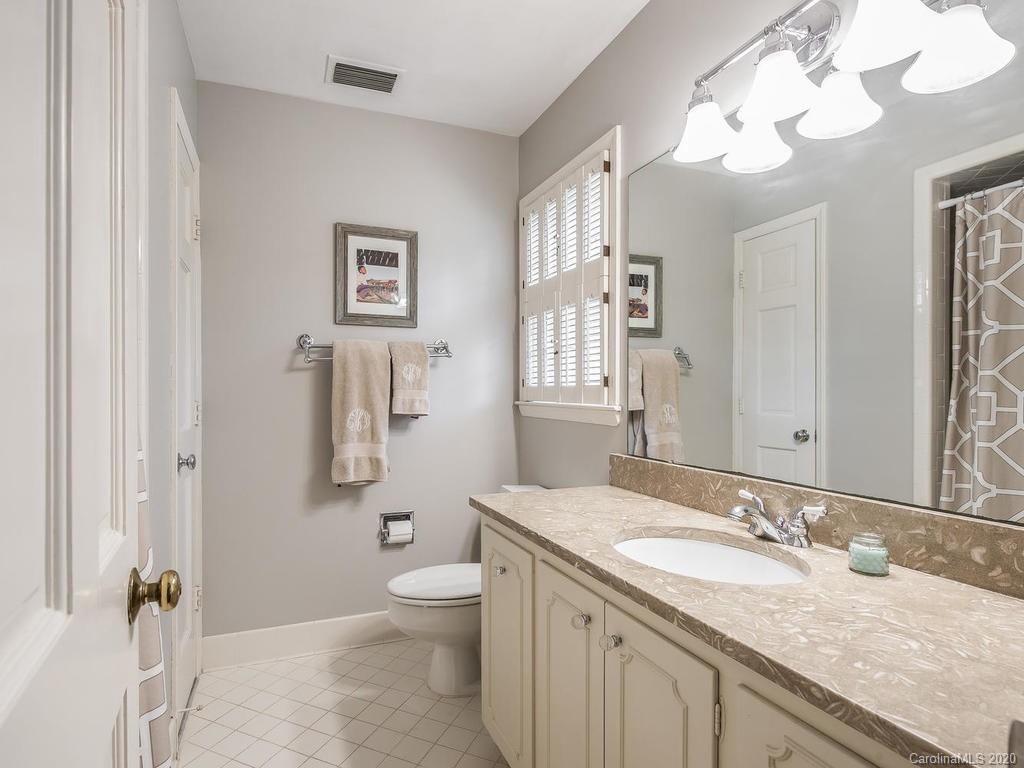 3931 Braxton Drive Charlotte NC 28226