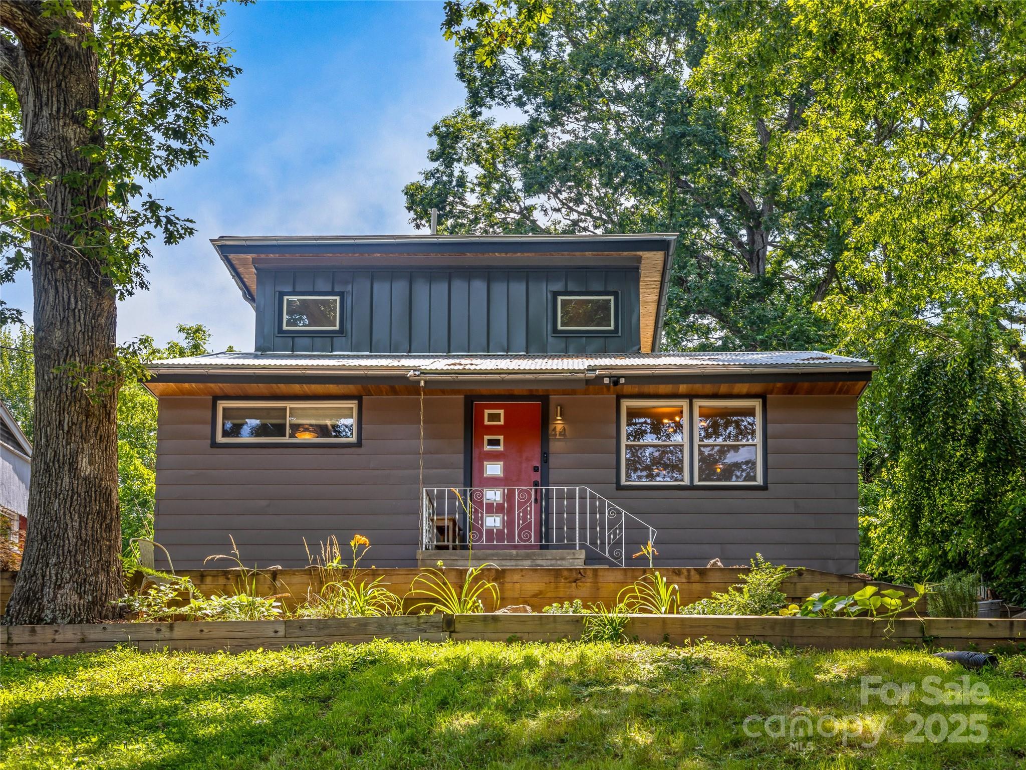 44 Broadview Avenue Asheville NC 28803