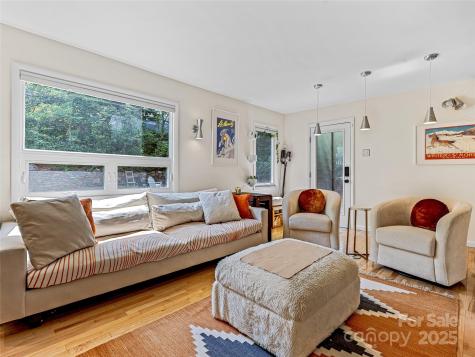 44 Broadview Avenue Asheville NC 28803