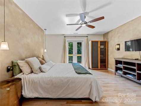 44 Broadview Avenue Asheville NC 28803