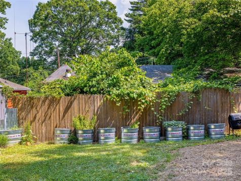 44 Broadview Avenue Asheville NC 28803