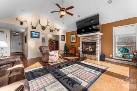 790 Moonlight Trail Bryson City NC 28713