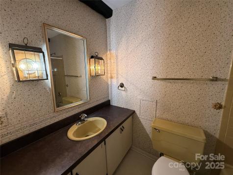 516 Averys Creek Road Arden NC 28704